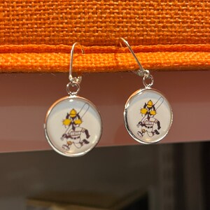 thumbnail image 2 of Handmade Paint Brush Tray Earrings – Dangle Drop Style – Novelty Gift For Artist Art Teacher (Christmas Present Idea) 2 of 6
