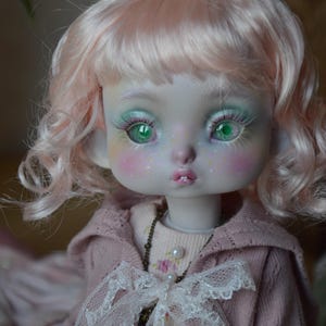 かわいいウェーブBJDドール用ウィッグ、ピンクゴールドブラウン、1/3 1
