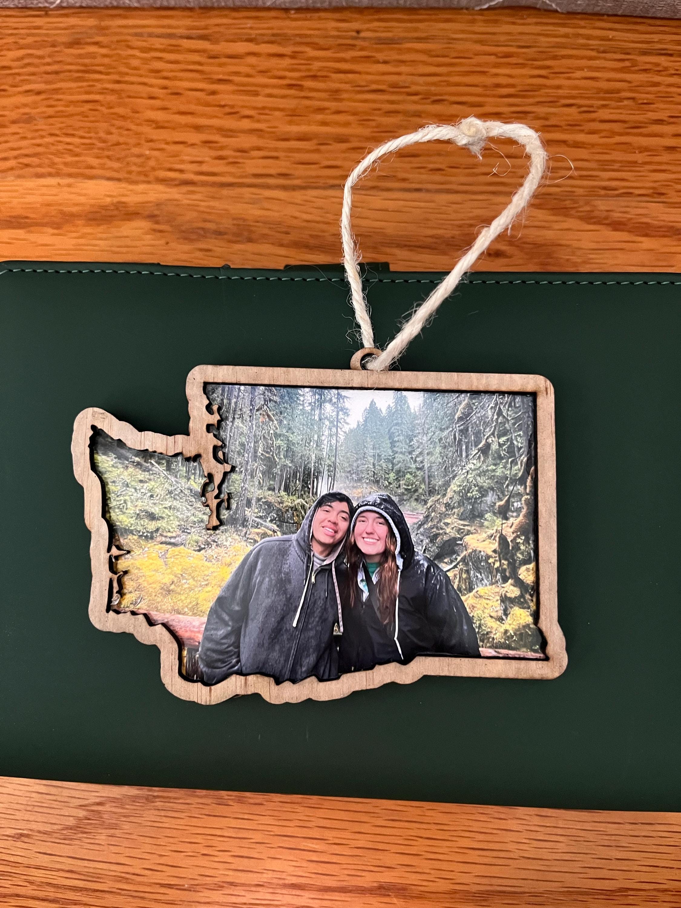 Personalized Picture Ornament, Wood Photo Frame Wooden State Christmas Ornament