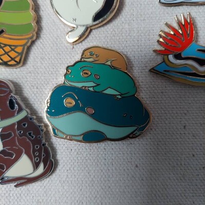 Roun Frens Frog Stack Hard Enamel Pin RESTOCK Three Dumpy Tree Frogs ...