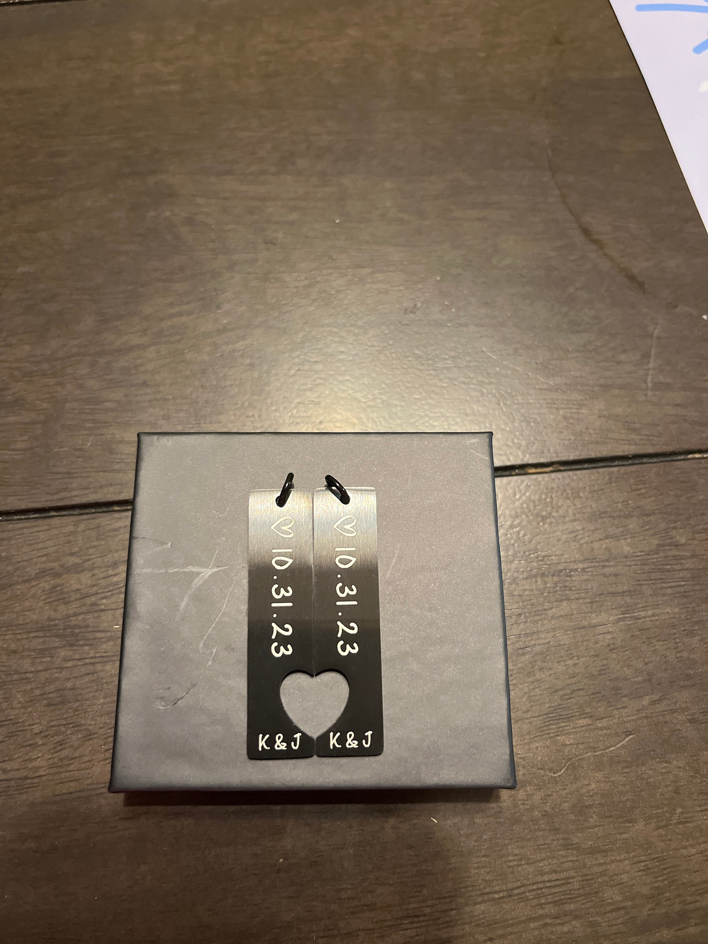 Benutzerdefinierte Paar Keychain Personalisierte Geschenk Für Freund Freundin Passenden Schlüsselanhänger Jahrestag Geschenke für Freund Valentinstag Geschenke