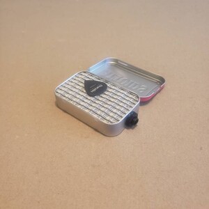 Portable Mint Tin Amp and Speaker for Electric Guitar- Altoids