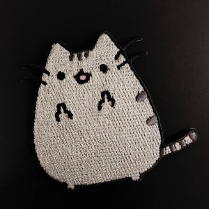 Urbanski Toppa Gatto Paffuto – Ricamo Termoadesivo 6x6,5 Cm Da Stirare O Cucire, Ideale Per Jeans E Giacche