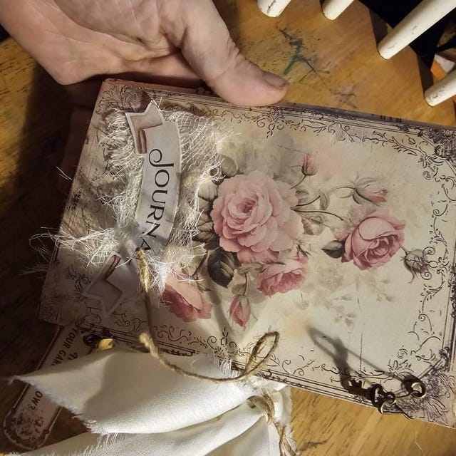Shabby Pink Rose No-sew Junk Journal Kit, Gift Idea, Beginner