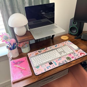 Lyndsey added a photo of their purchase