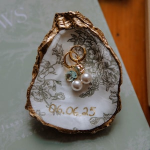 Jen added a photo of their purchase