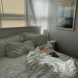 hannah added a photo of their purchase