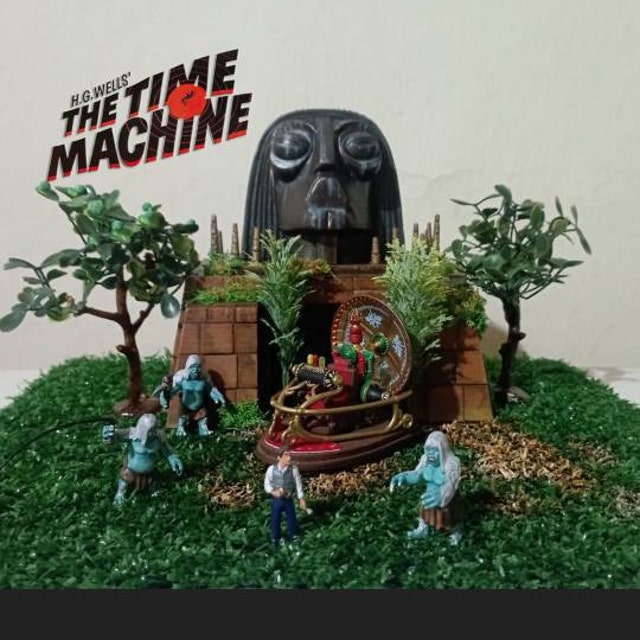The H.G. Wells Time Machine and Morlock Sphinx Diorama 1/58 Scale
