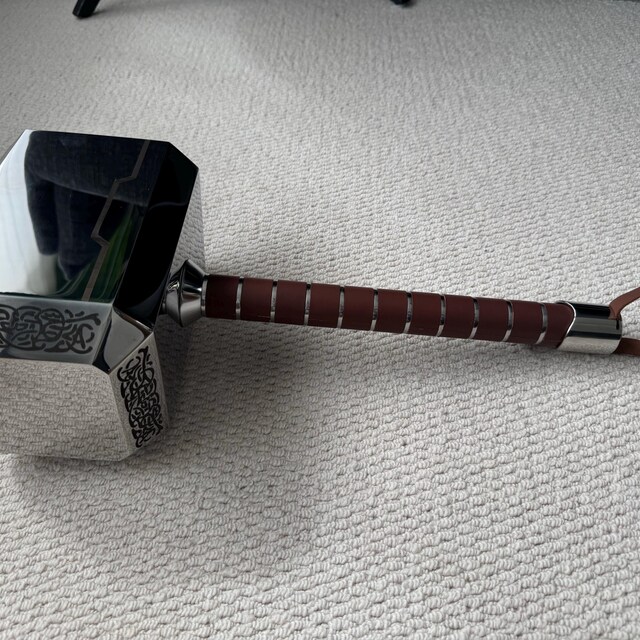 Thor Hammer 11.24 Lb Mjolnir Metal Replica With Stand & Engraving