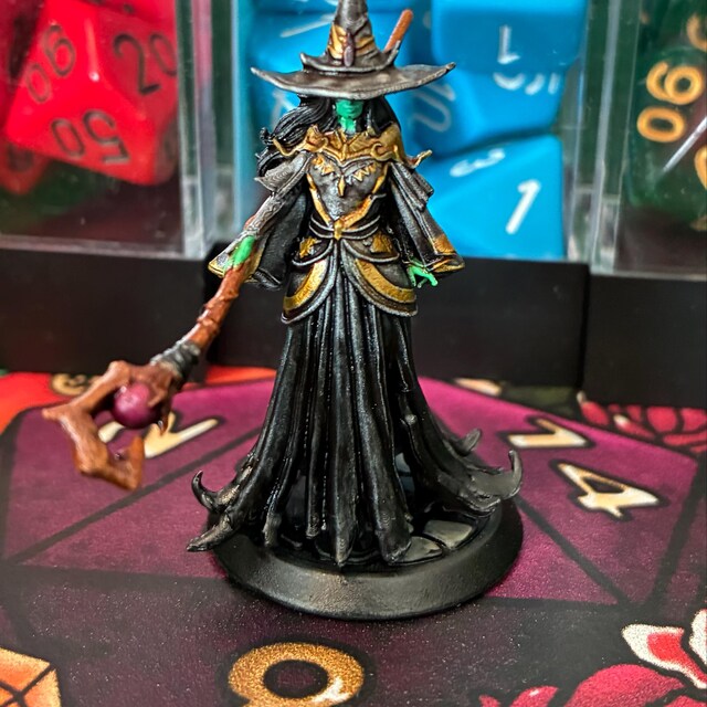 Dnd | Pathfinder | TTRPG Female Human Witch | Warlock | Wizard