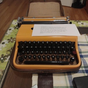 Amelie added a photo of their purchase