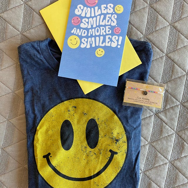 Smile Face T-shirt, Vintage Smile Face Shirt, Retro Smile Shirt