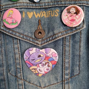 TADC Funnybunny | Jax X Pomni | Heart Holographic Button/badge
