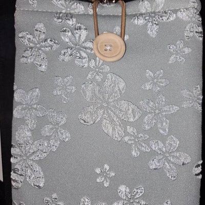 Kindle Paperwhite Sleeve, Zippered Kindle Pouch, Kindle Protector, Ereader Sleeve, Mass Market