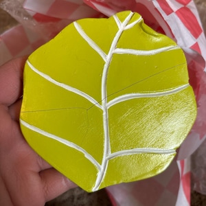Thaosia added a photo of their purchase