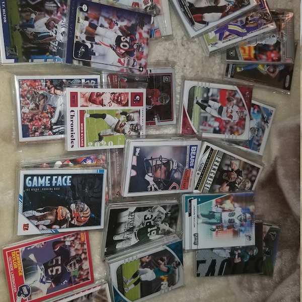 600 Random Football Cards From the 1980s-today - No Doubles Mix of ...