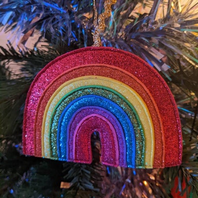 Yarn Rainbow Painting A Mini Yarnbow on a Gold Canvas. - Etsy