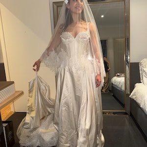 Bahar added a photo of their purchase