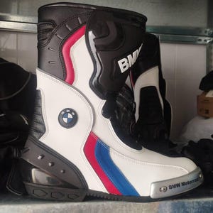 Roberto added a photo of their purchase