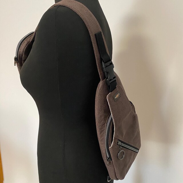 ote.sling bed bag 新品未使用 ADSB X OTTOLINGER FURRY BIG BAG | ファッション通販サイト NUGU