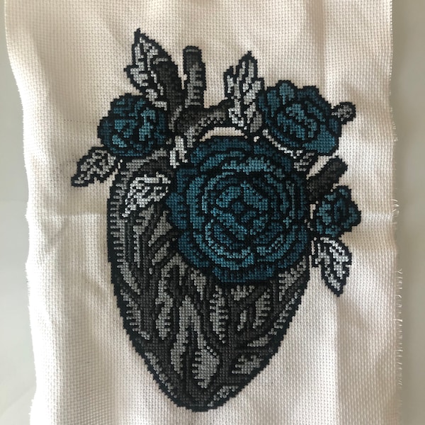 Flower Heart Cross Stitch Pattern, Tattoo Style, Modern Embroidery ...