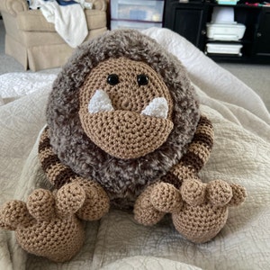 Taylor added a photo of their purchase