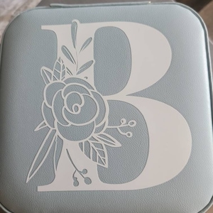 Vanessa added a photo of their purchase