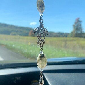 Crystal & Green Stone Car Pendant - Sun Catcher Rearview Mirror Charm For Good Vibes