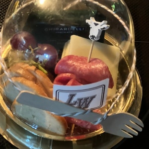 Novaliv Set di 6 contenitori per salumi di alta qualità, con coperchio trasparente, per salsicce e formaggio, dimensioni 25 x 17 x 3 cm, per frigorifero, per piatti e panini