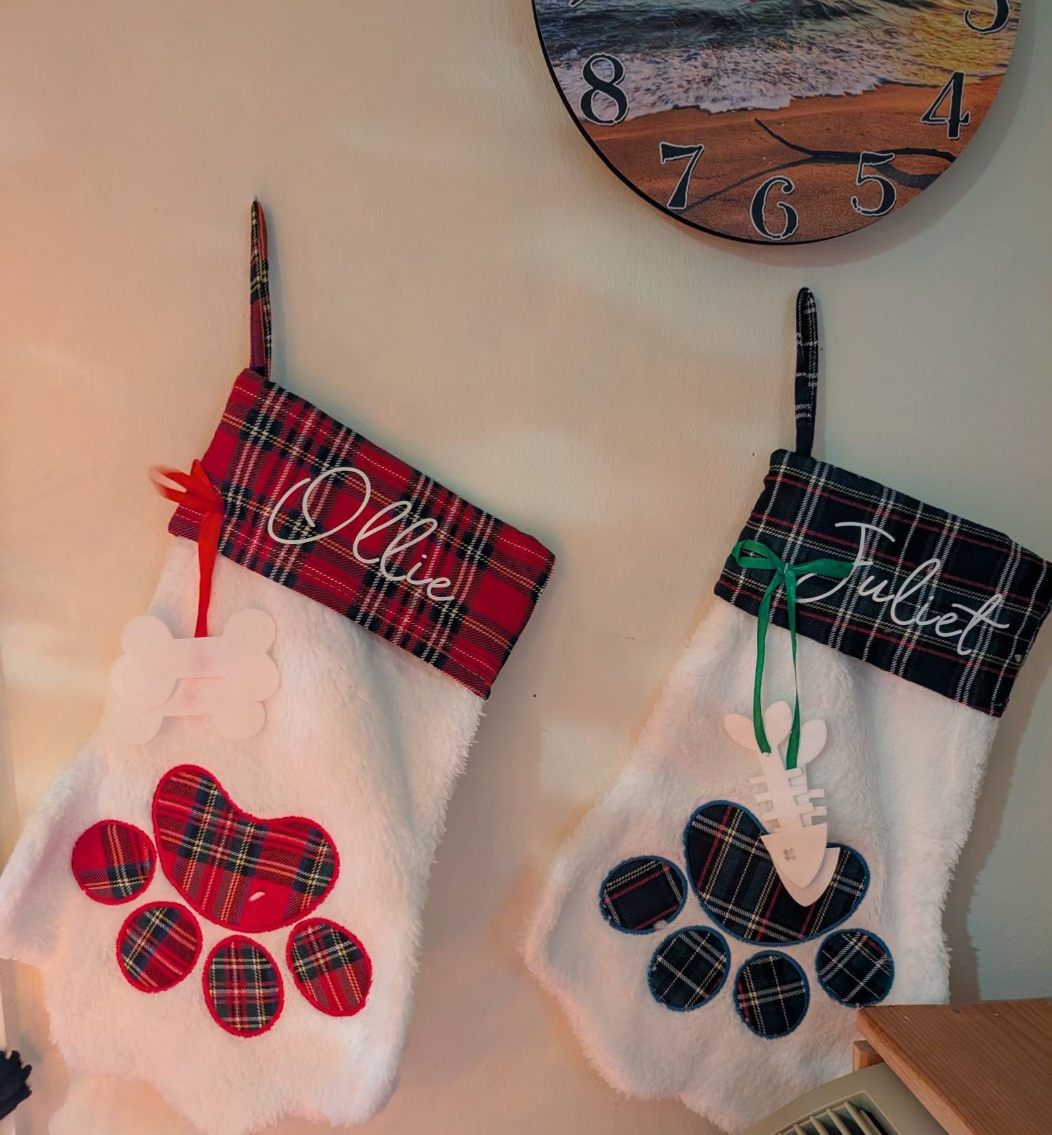 Personalized Pet Stockings,Custom Christmas Stocking,Dog Cat Paw Stocking,Holiday Stockings,Christmas Gift,2025 Family Stocking,Xmas Decor
