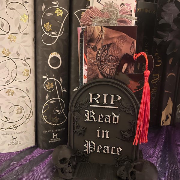 Oriel Window Bookmark Holder - Bookshelf Library Accessory and Decor ...