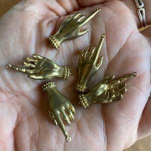 2 pcs (pair) - 26 x 11.5 mm Raw brass, Geometric Hand pendant, Finger Connector, supply for making jewelry, earring part, charm [ EM0296 ]