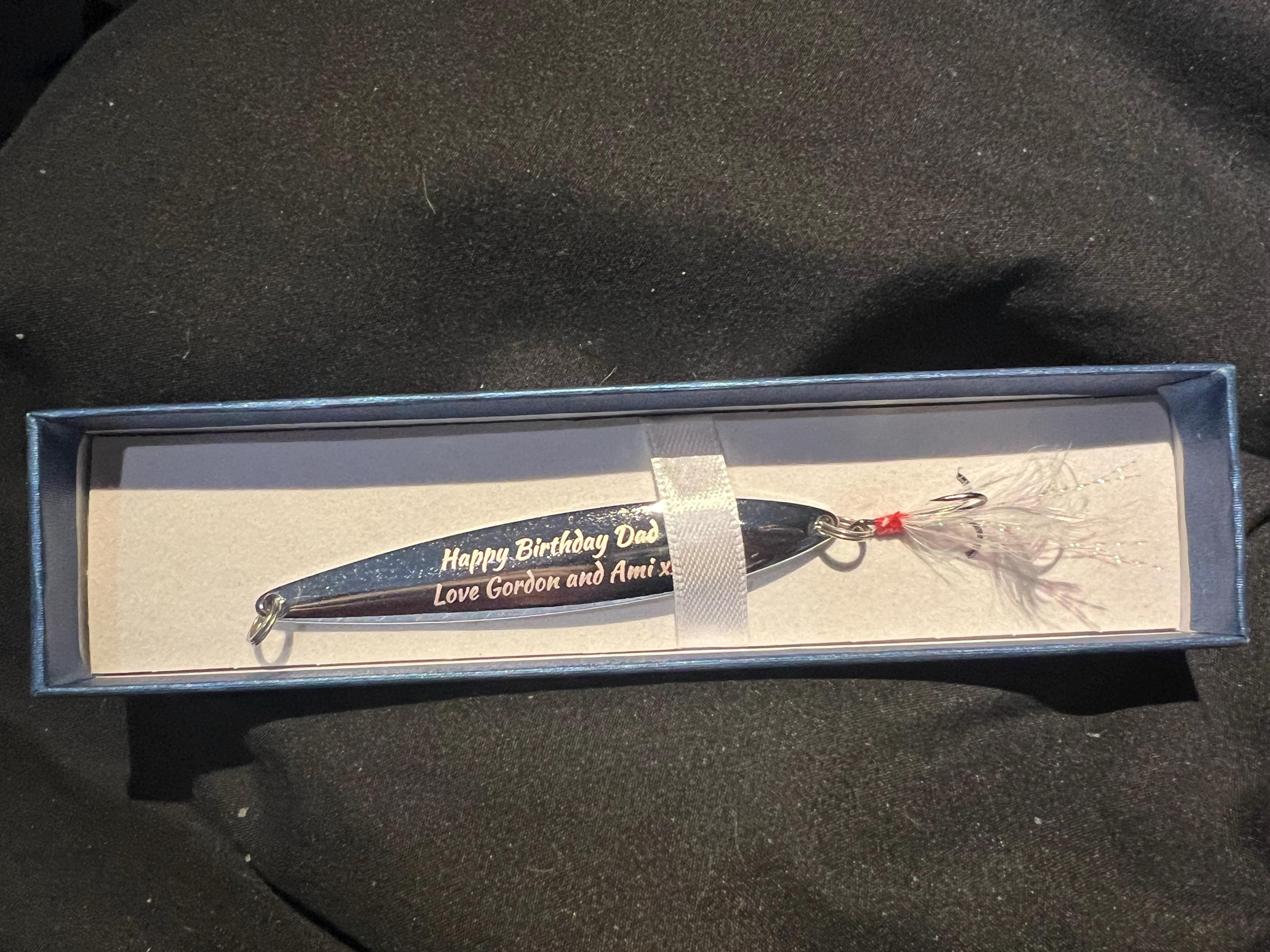 Personalized Fishing Custom Engraved Lure - Favorite catch - Hooked on you - Any text Gift Present - Best Catch of My Life - oFishially