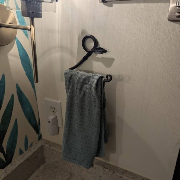 Hand Forged Hand Towel Rack Holder Hook Blacksmith Leaf Design - Etsy