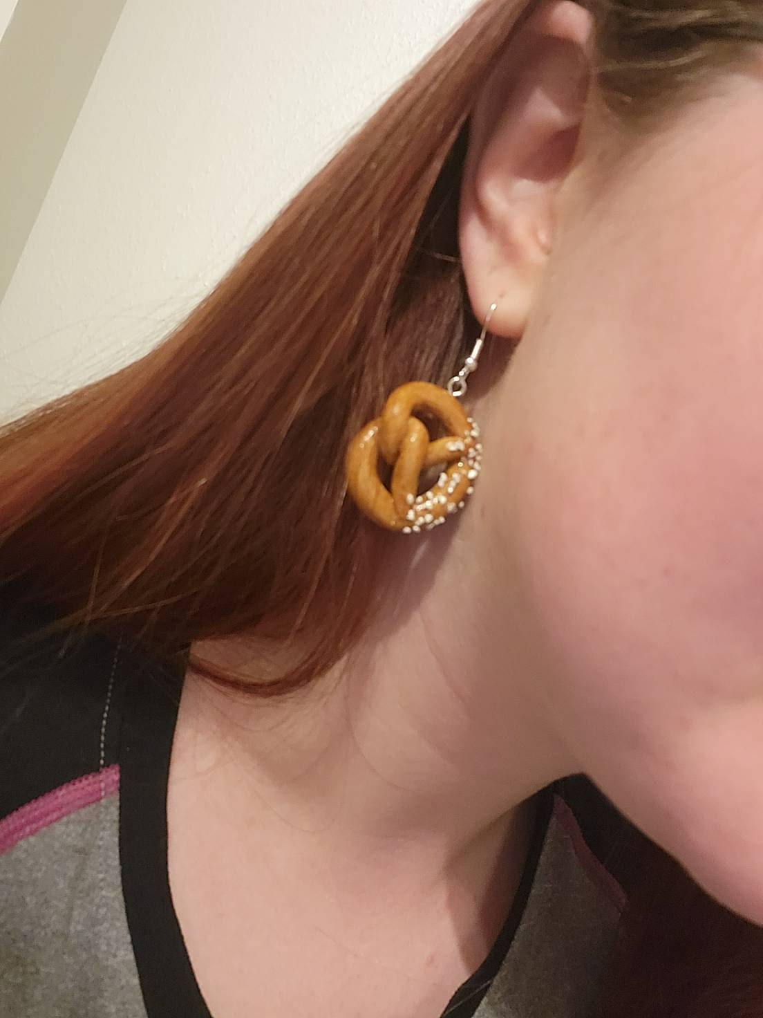 Earrings &quot;Laugenbrezel&quot;/ Modeling clay/ Miniature earring/ Motif earrings/ Oktoberfest jewelry/ Kawaii/ Tiny/ Cute/ Pretzel/ Ear clips/ Fun