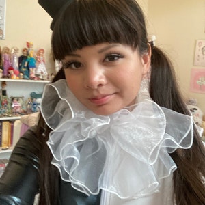 Victoria added a photo of their purchase