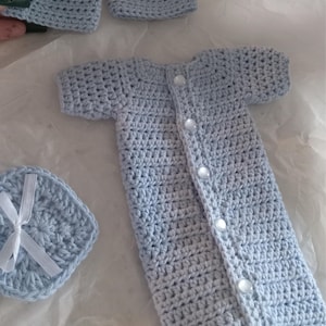 Taylor added a photo of their purchase