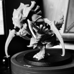 Yellow Cultist D&amp;D Villain 3D Printed Resin Miniature by Astland 3D ...