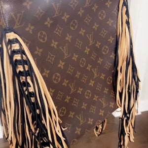 Tiffany added a photo of their purchase