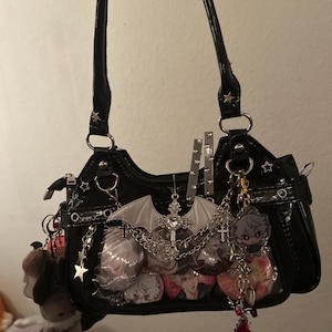 Ris added a photo of their purchase
