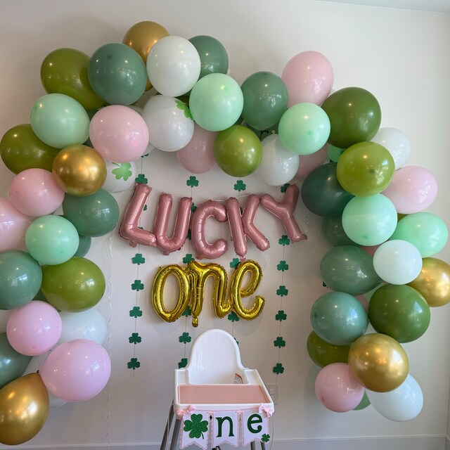 Gold Glitter Happy Birthday St. Patrick's Day Banner - Shamrock Birthday Party Decorations With Garland