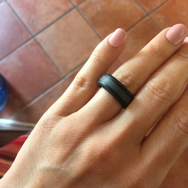 Knot Theory Black Grey Line Silicone Ring for Men Dark Gray