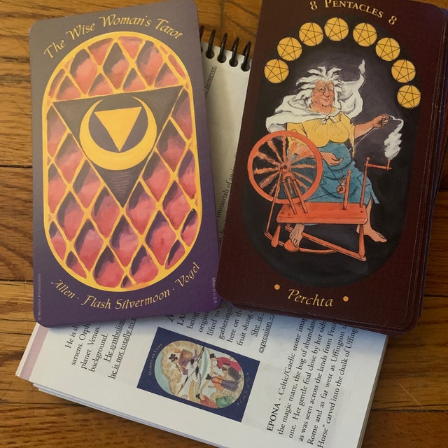 【絶版超希少】the tarot of the princesses 絶版超希少】the tarot of the princesses