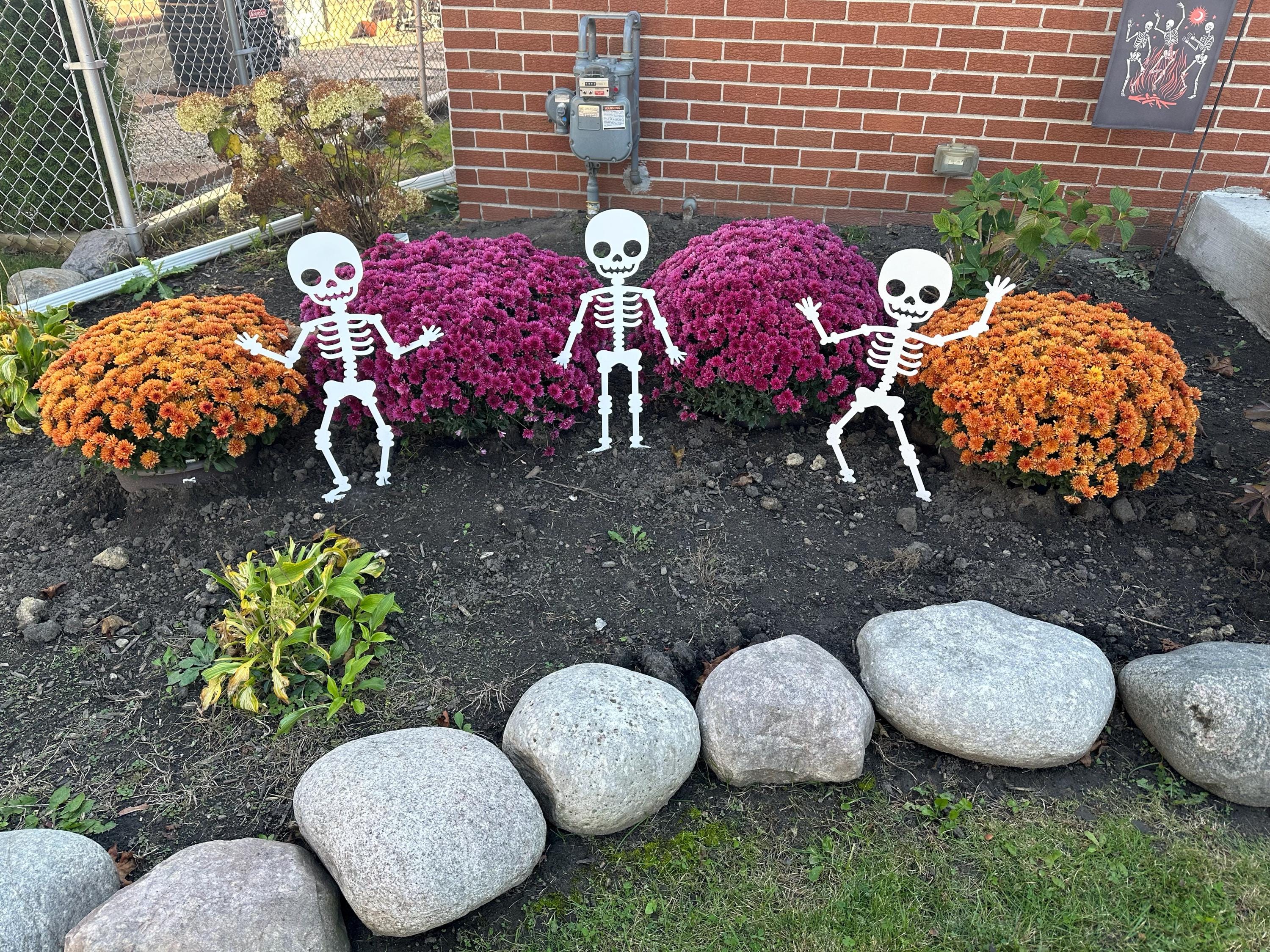 Skeleton Metal Yard Stakes, Halloween Decor, Halloween Yard Decoration, Halloween Yard Decor