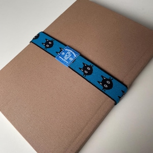 Viktoria added a photo of their purchase