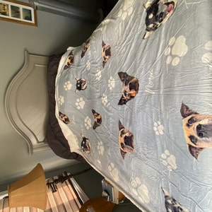 Felicity added a photo of their purchase