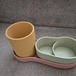 Saskia added a photo of their purchase