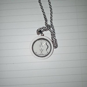 Jhumy added a photo of their purchase