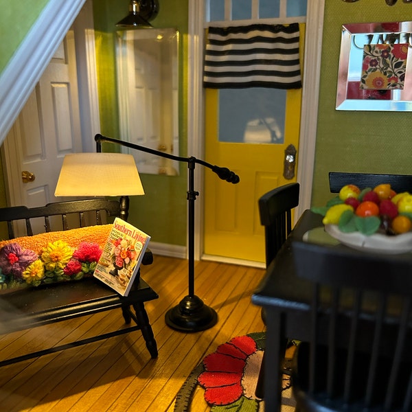 Dollhouse LED Light With Switch - 1:12 Scale Miniature Lamp, Battery Operated, Glossy Black