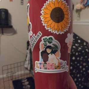 Inaktives Konto hat ein Foto des gekauften Artikels hinzugefügt